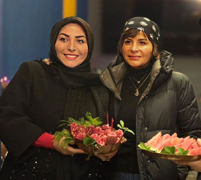 عکس‌های یلدایی المیرا شریفی‌مقدم با خانم بازیگر سوجان در کافه خانم مجری! / سیما تیرانداز چه تیپی زده!