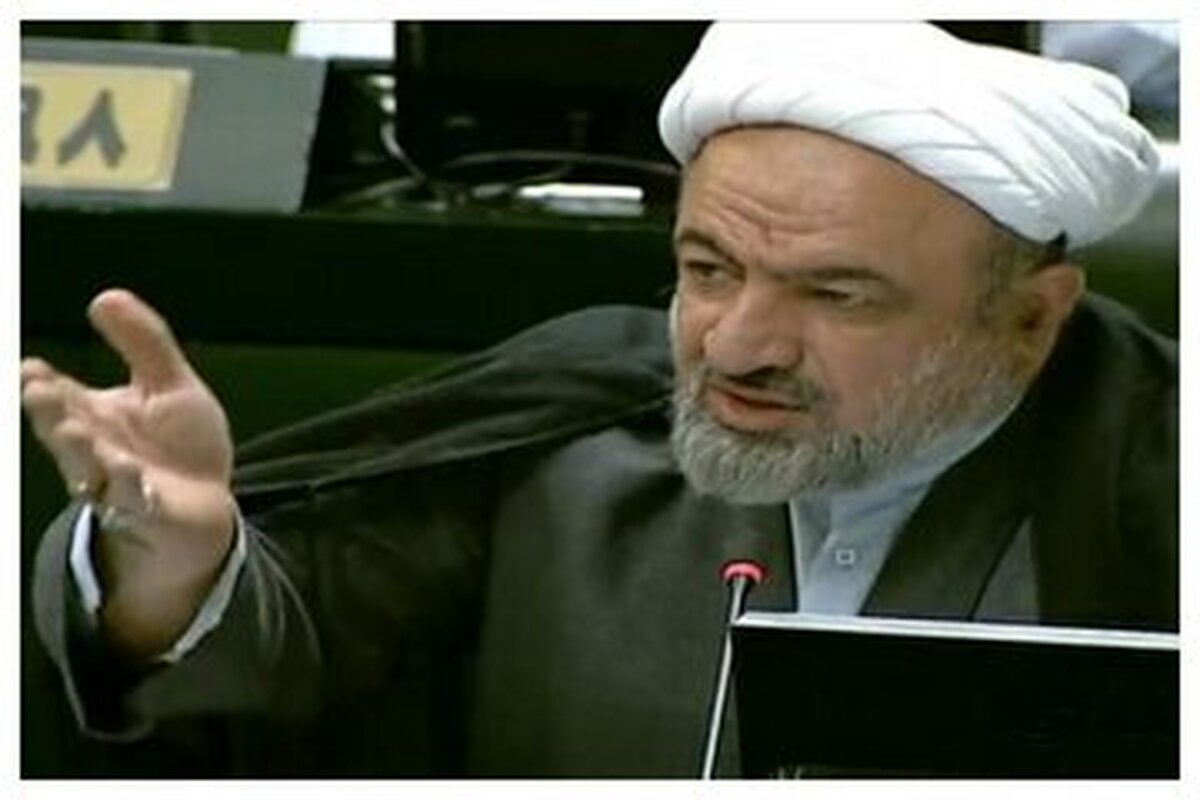 اعتراض حمید رسایی به اختصاص تنها ۲۰ دقیقه برای بررسی علل افزایش نرخ ارز