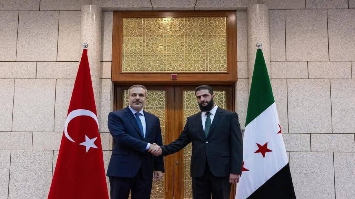 الشرع: ترکیه در کنار مردم سوریه ایستاده است و ما با آن روابط استراتژیک برقرار خواهیم کرد