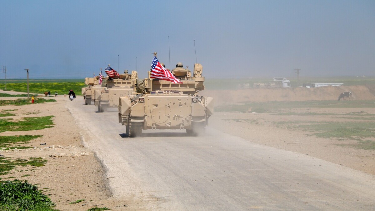 وزیر دفاع آمریکا: ما باید نیرو‌های خود را در سوریه نگه داریم تا با داعش مقابله کنیم