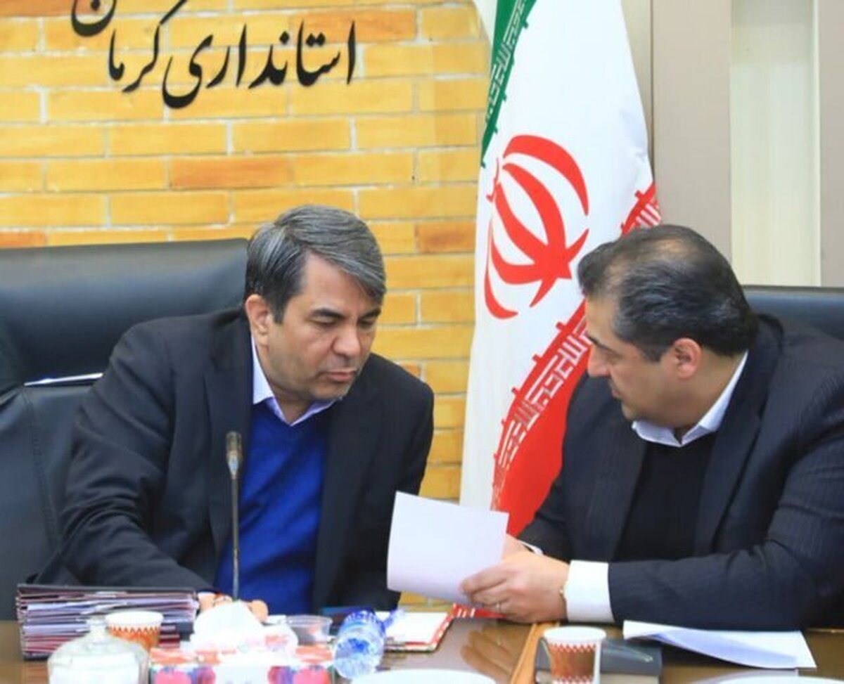بررسی راهکار‌های رفع تداخل معدنی و اجرای طرح نهضت ملی مسکن در شورای معادن کرمان