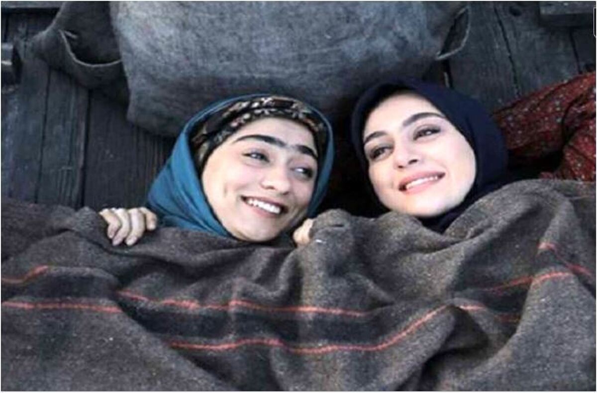 تصویری کمتر دیده شده از وضعیت درهم برهم پشت صحنه سریال گیلدخت در سکانس اعدام