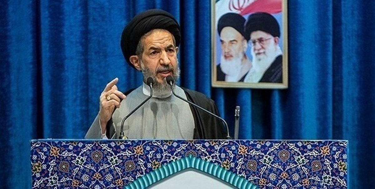آغاز خطبه‌های نماز جمعه به امامت حجت‌الاسلام ابوترابی فرد