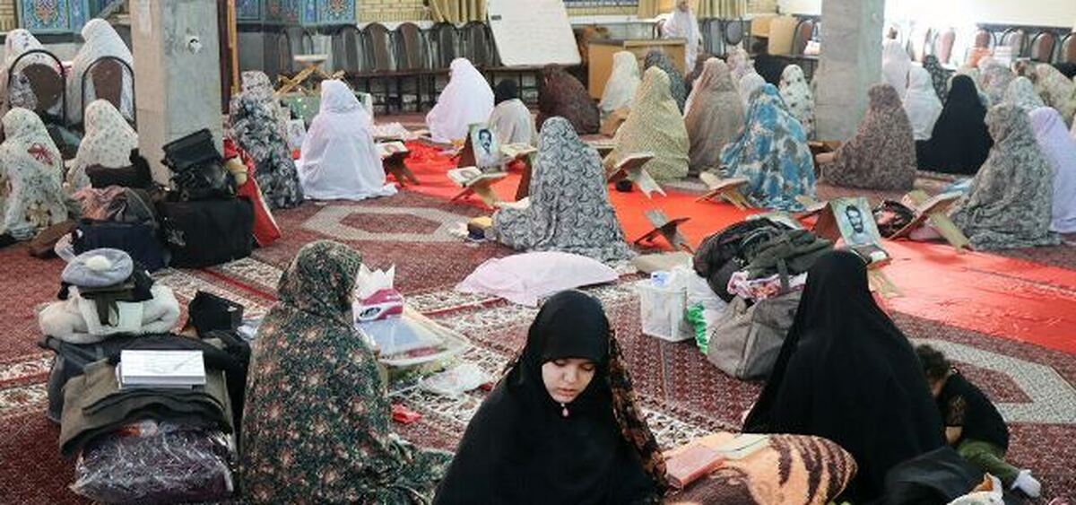 اعتکاف فرصتی برای حضور قلب جوانان است