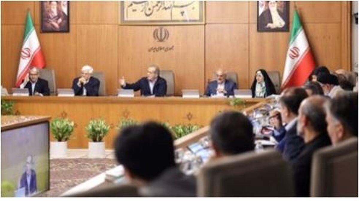 رونمایی رئیس جمهور از قوی‌ترین سلاح کشور