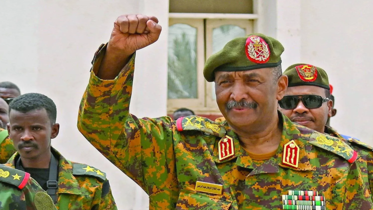 البرهان: سودان با یک جنگ سیستماتیک از چند طرف رو‌به‌رو است