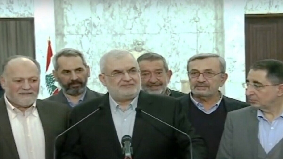 نماینده حزب الله: مخالفان این گروه در حال توطئه برای برکناری آن از قدرت در لبنان هستند