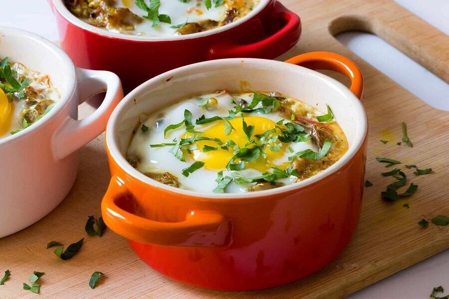طرز تهیه میرزاقاسمی با رب گوجه که مثلش رو هیچ جا نخوردید!
