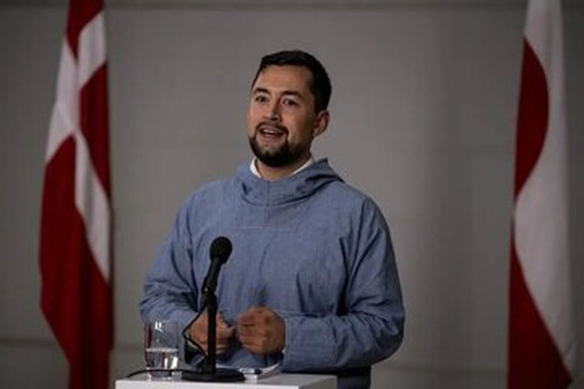 موته اگده نخست‌وزیر گرینلند از رویکرد ترامپ نسبت به ادعای تسخیر این جزیره انتقاد کرد