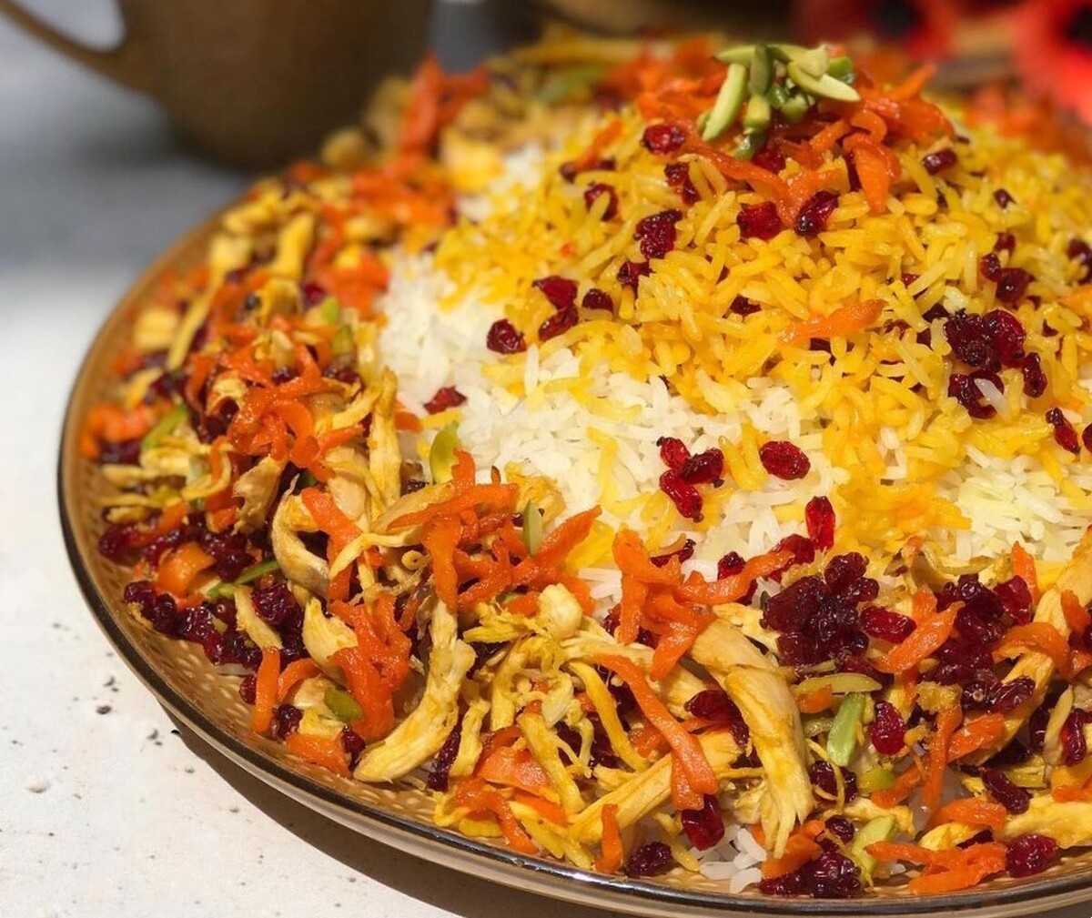 آموزش مرحله به مرحله تهیه شیرین پلو مجلسی و اصیل ایرانی + عکس‌ها