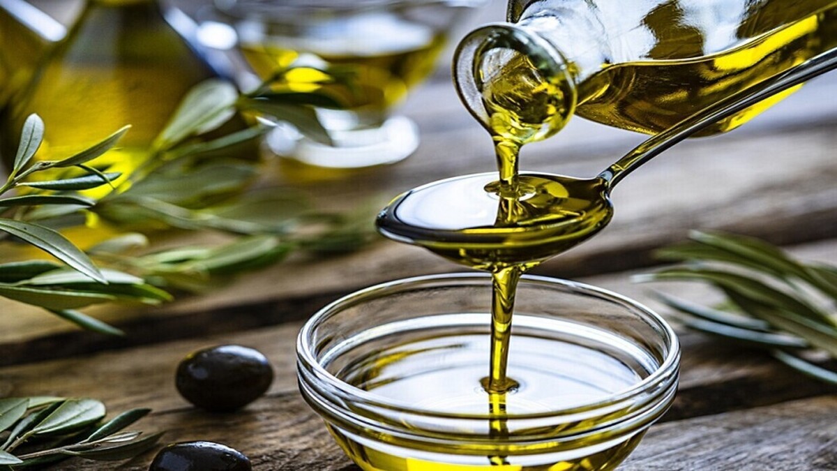 اثرات روغن زیتون بر قلب و رگ‌های خونی سالمندان