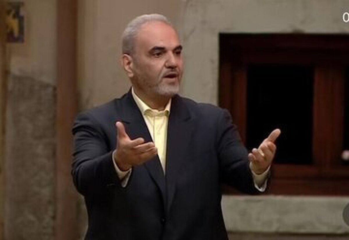 اعتراض جواد خیابانی به هدیه زشتی که به هادی عامل دادند!