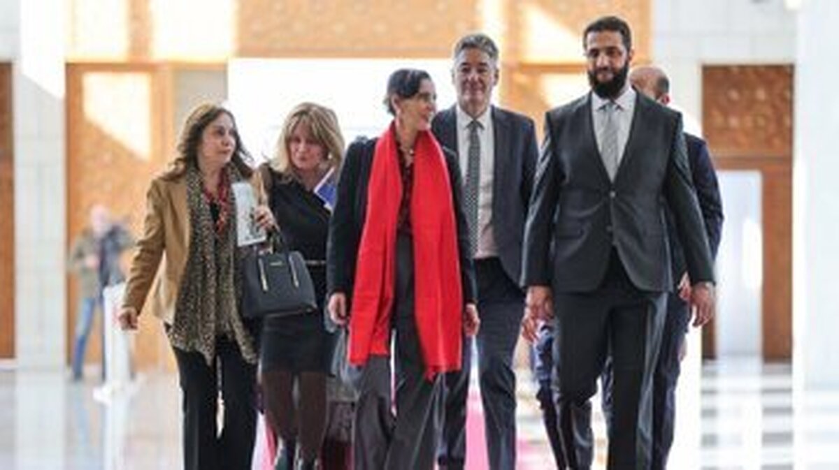 حمایت کمیسیون اتحادیه اروپا از آزادی مردم سوریه و کمک به بازسازی این کشور