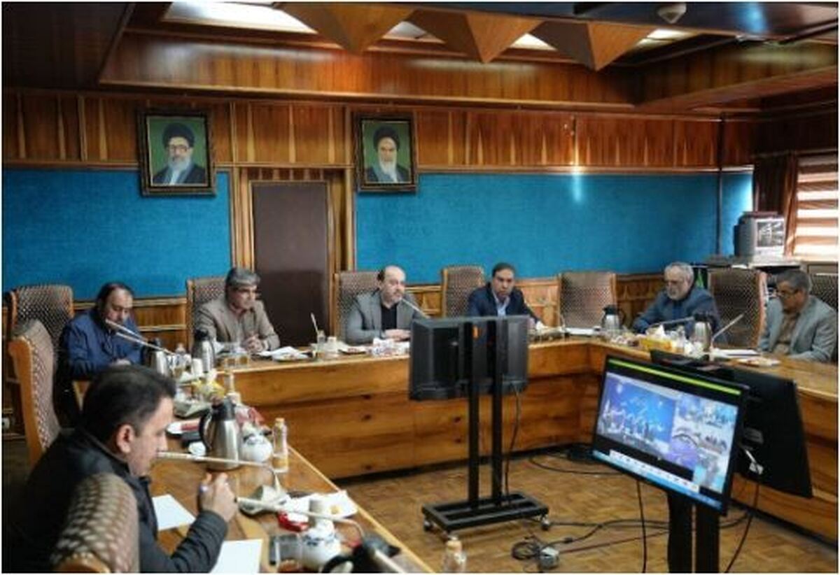 مهدی دوستی در صدد بر طرف کردن موانع و مشکلات فعالین اقتصاد دریایی بر آمد