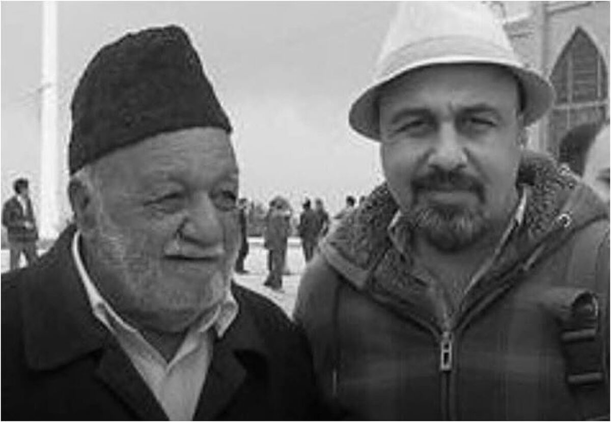 رضا عطاران به سوگ پدرش نشست