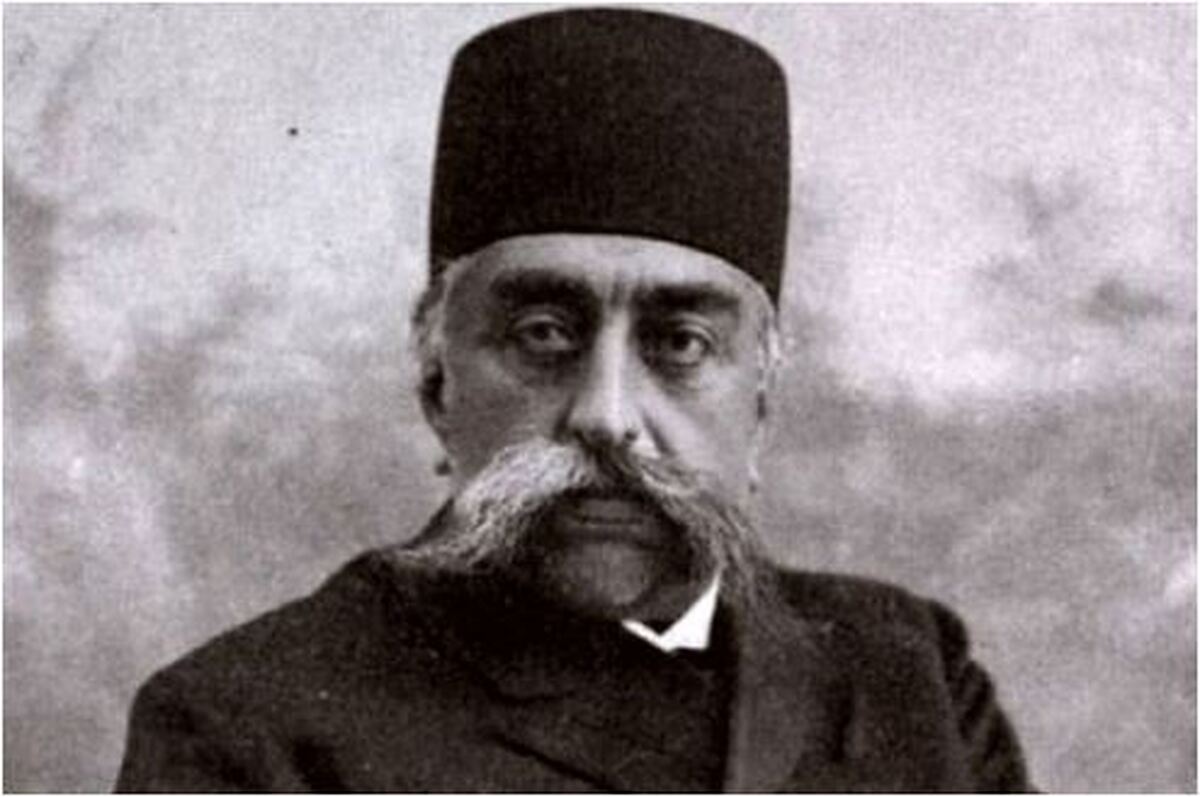 ژست خاص مظفرالدین شاه با عصا در سنت پترزبورگ روسیه+عکس