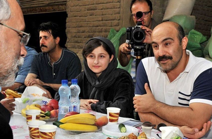 «نقی، نیکا و رحمت» در پشت صحنه سریال پایتخت ۵ در ترکیه؛ سال ۹۷