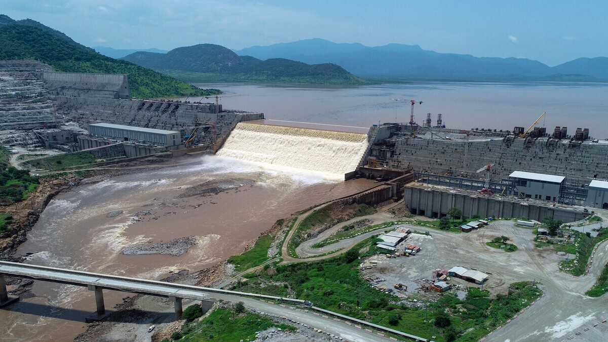 وزیر امور خارجه مصر در مورد شرط دستیابی به توافق حقوقی در مورد سد رنسانس صحبت می‌کند