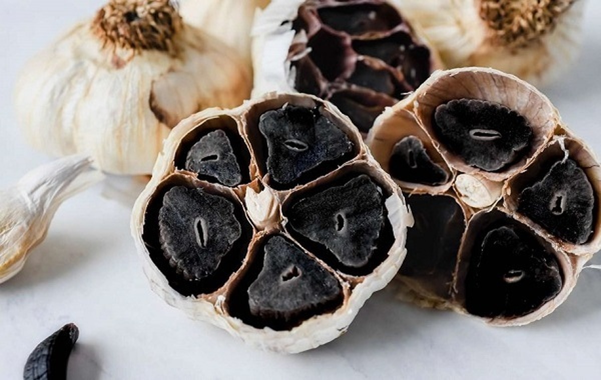 ارزش غذایی سیر سیاه