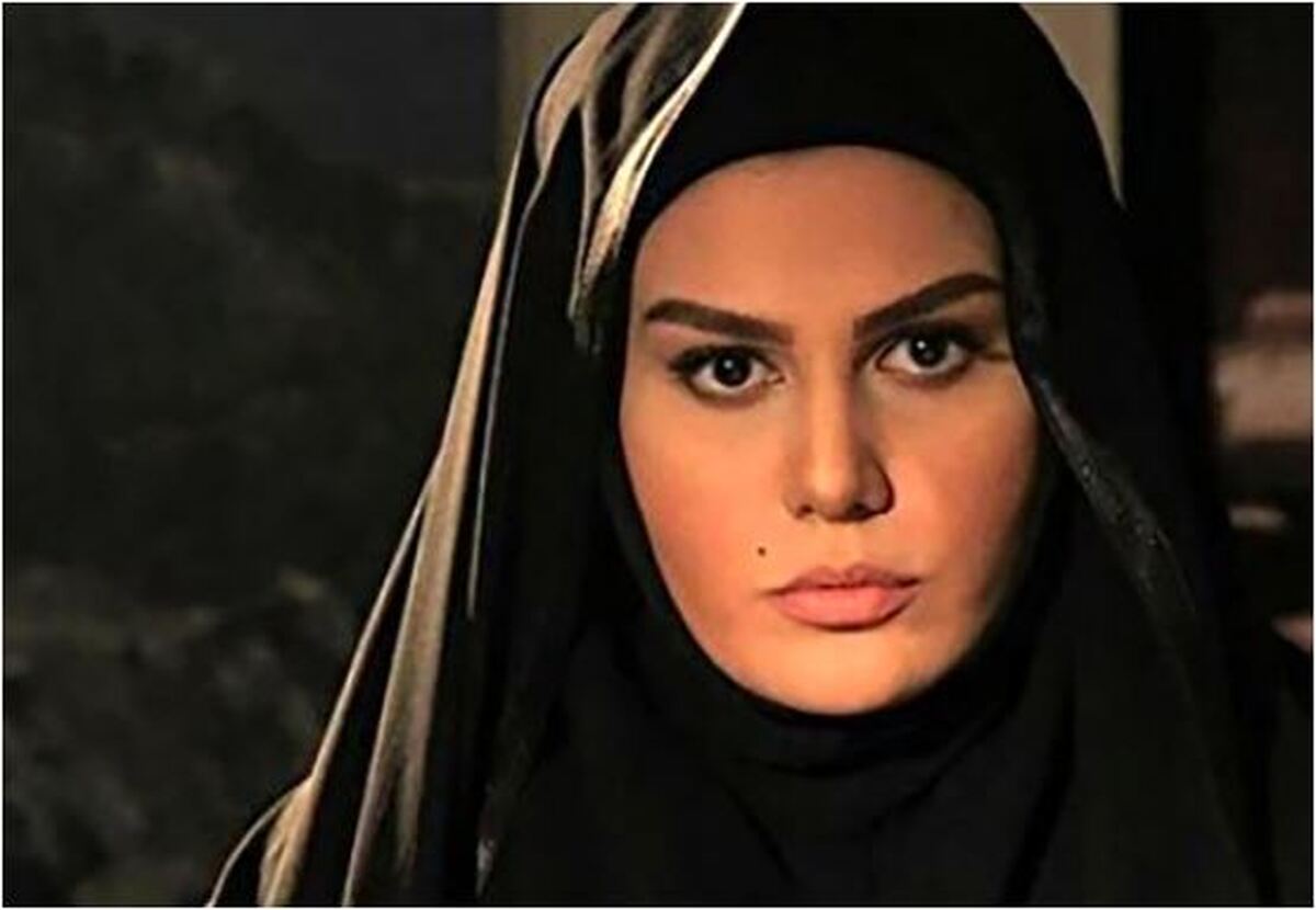 رز رضوی به بهانه گوشه‌ای از زیبایی هاش رو به رخ کشید! /عکس یادگاری با پیشکسوت سینما