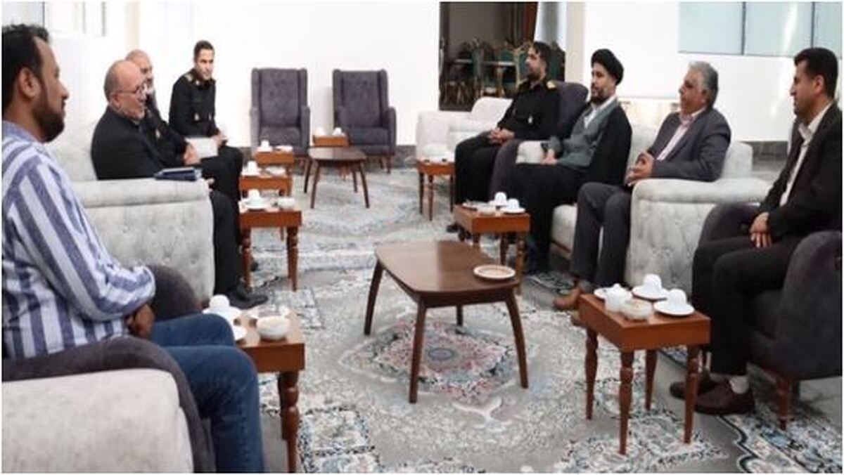 امیر دریادار دوم فرهاد فتاحی: توجه به آبادانی سواحل مکران، مهم و حائز اهمیت است
