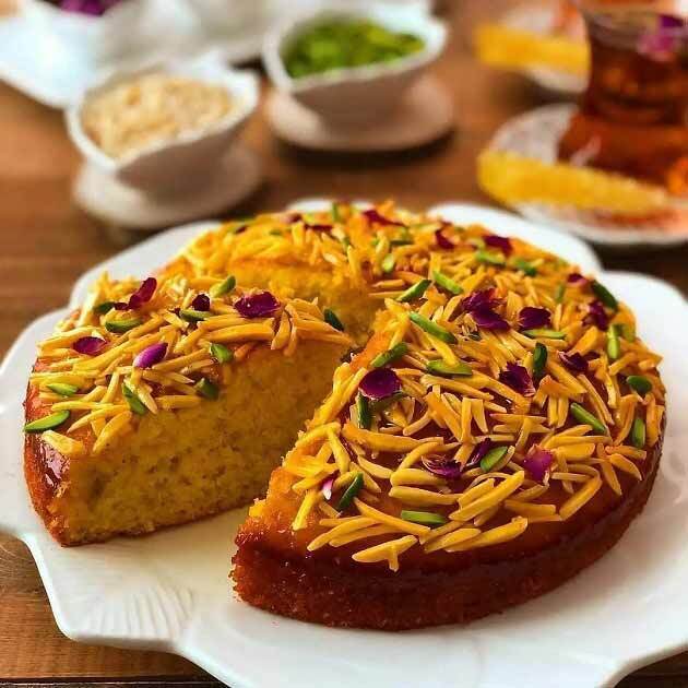 رسپی کیک ملکه بادام با یک روکش مخصوص برای مجالس و دورهمی‌ها!