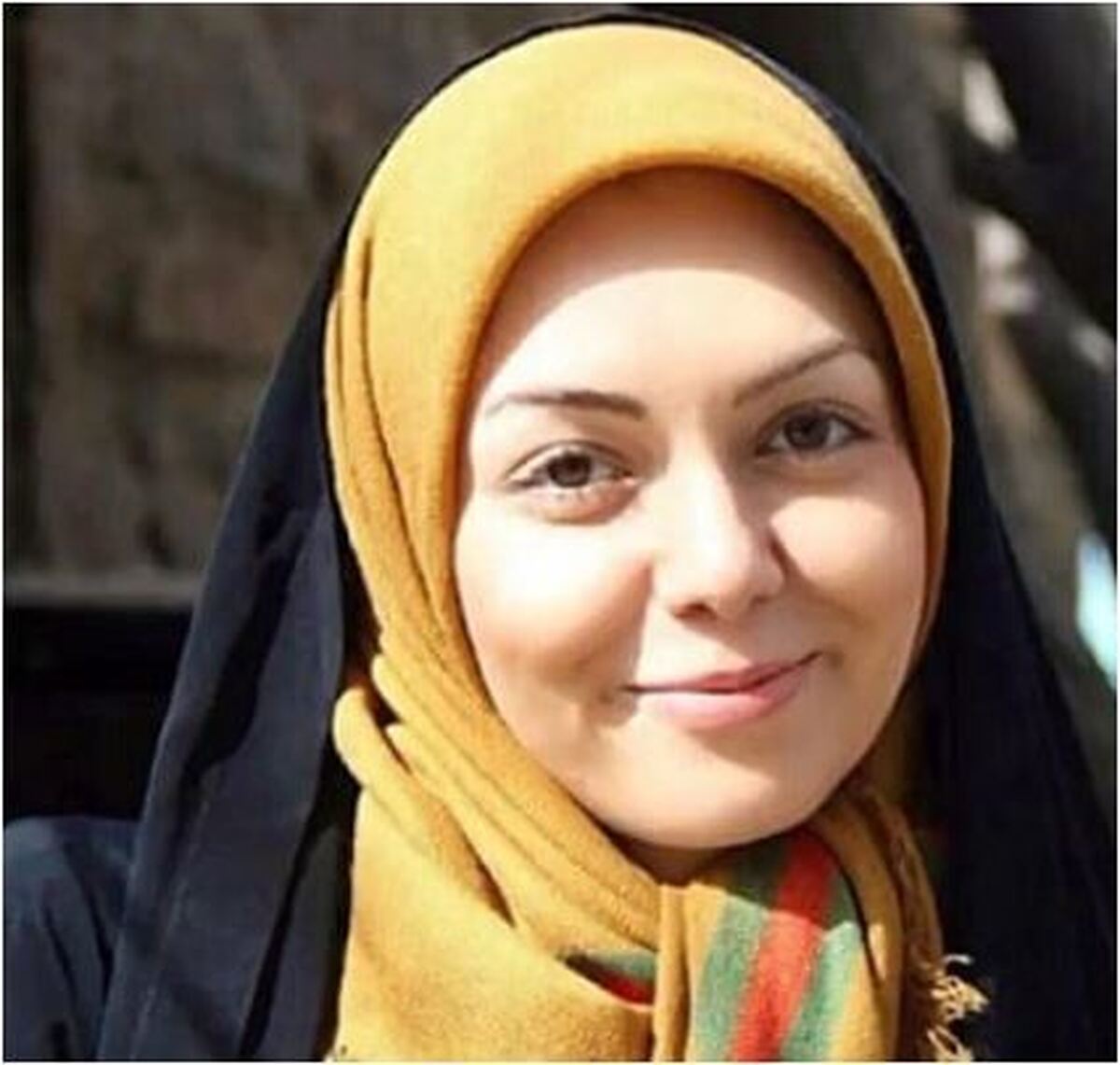 خانه ابدی مشترک آزاده نامدای و هنرمندی که سنگ قبرشان یکی است/روحش شاد و یادش گرامی