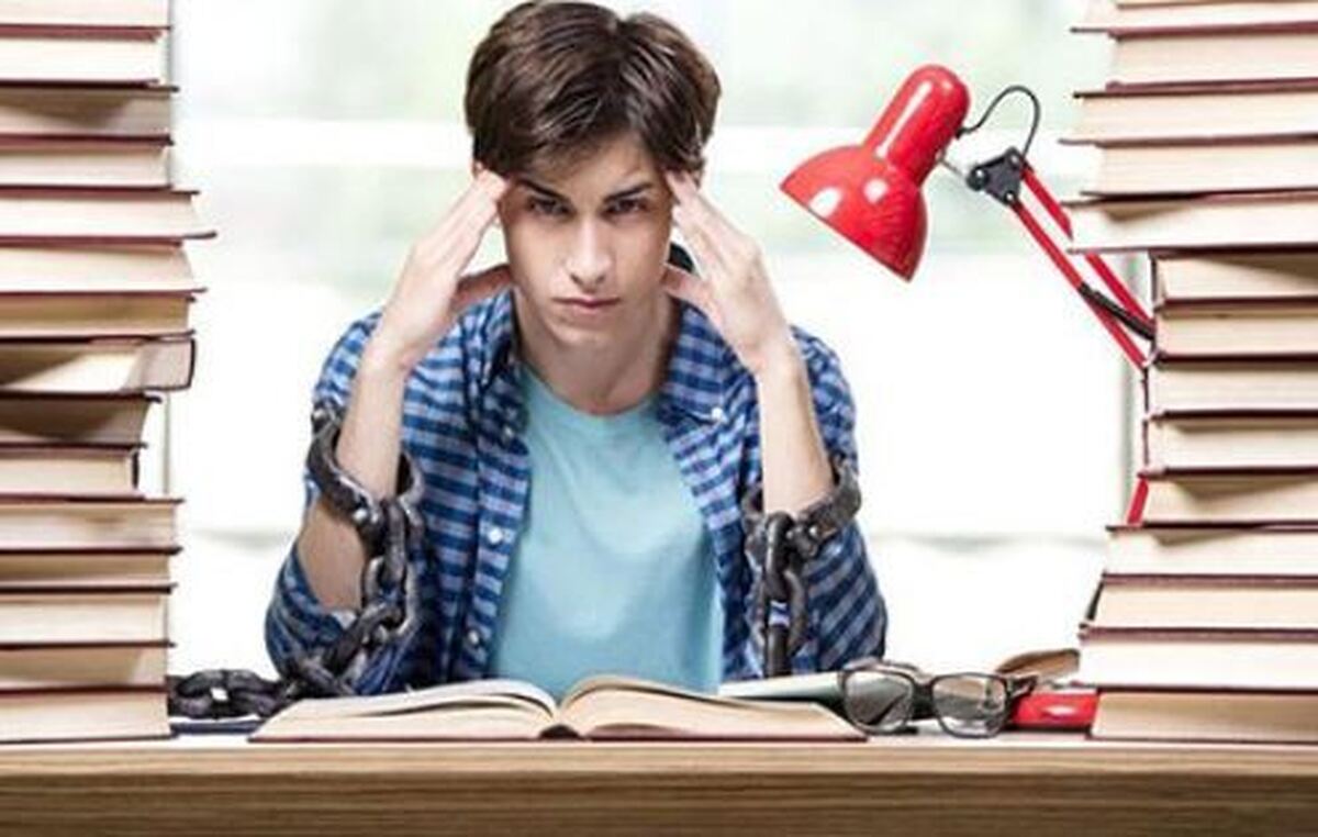 با استرس دوره امتحانات چه باید کرد؟