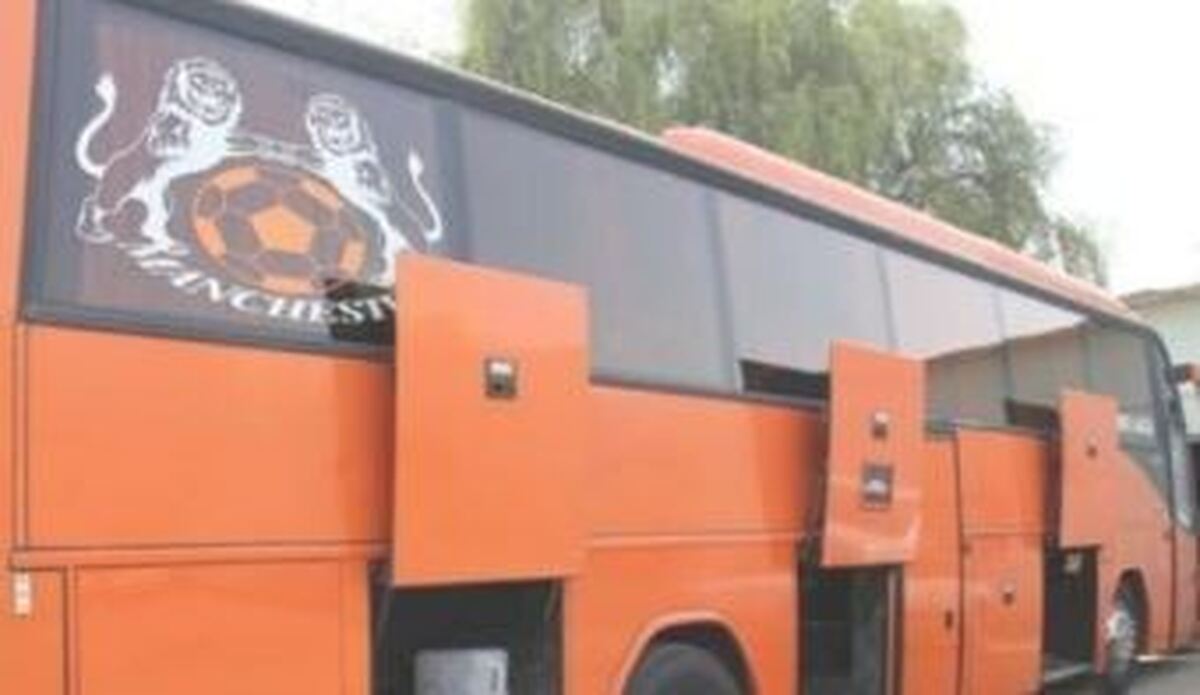 کشف ۸۹۰ کیلو مرغ غیربهداشتی در یک اتوبوس