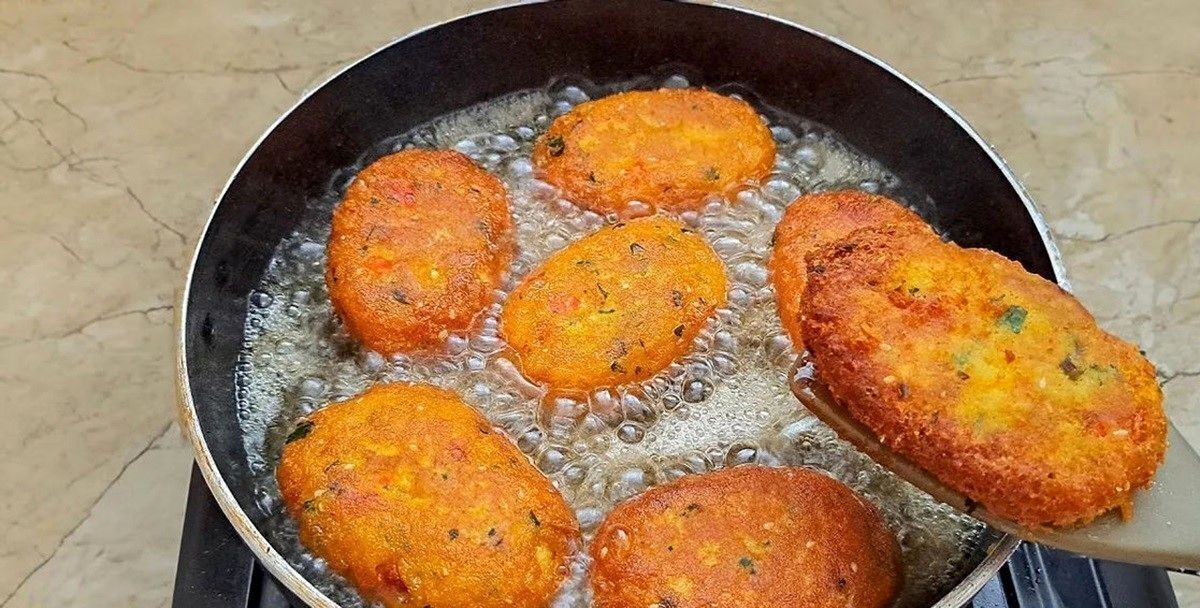 کوکو مرغ زعفرانی؛ برای وقت‌هایی که هوس غذای نونی کردی!