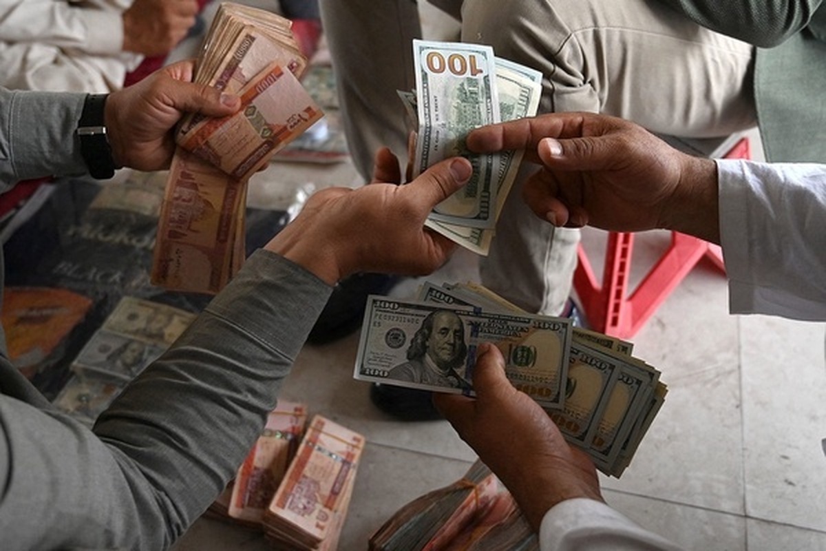 مهر خروج ممنوع طالبان روی دلار