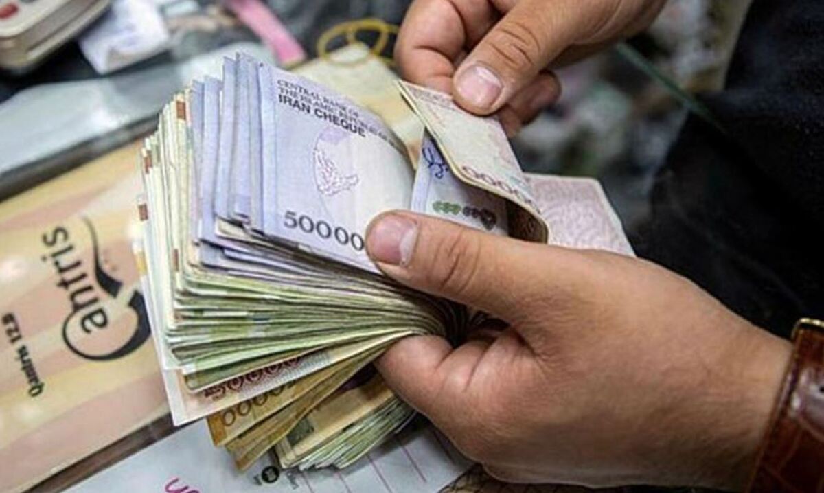 سقوط ارزش حقوق و دستمزد کارگران با توجه به رشد دلار