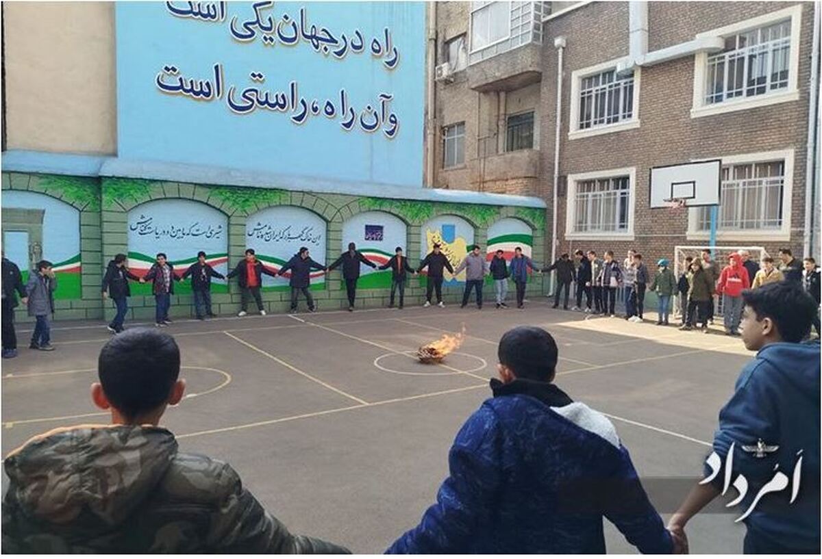 تصویری از تنها مدرسه که جشن «سده» را برگزار کرد