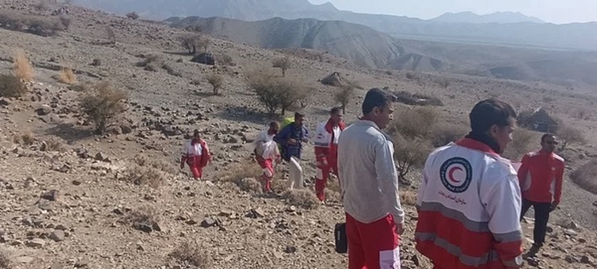 نجات جان ٢ مفقودی توسط هلال‌احمر در جیرفت