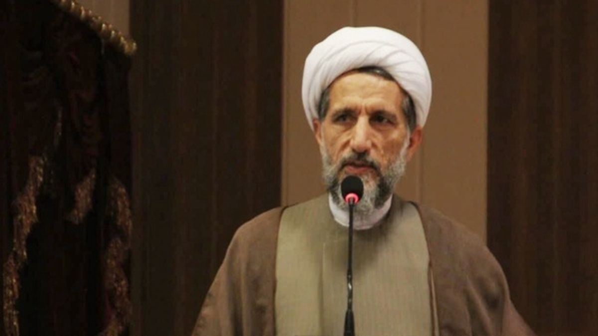 مردم قزوین به استقبال امام جمعه جدید خود می‌روند
