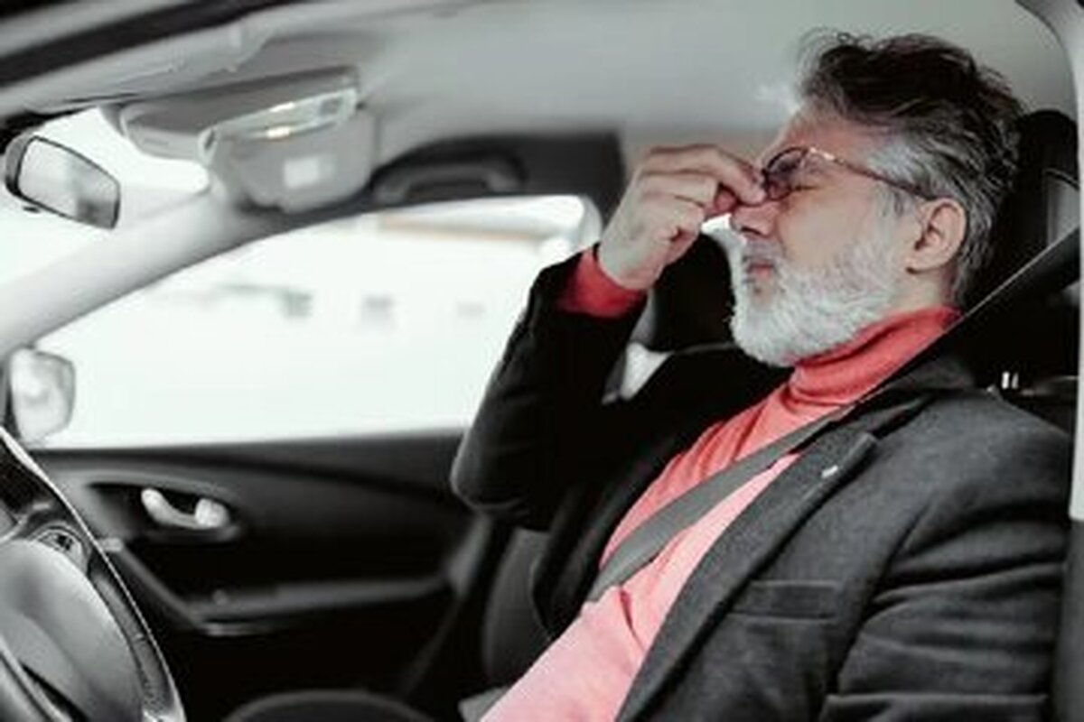 سردردی که برای افراد بالای ۵۰ سال نرمال نیست!