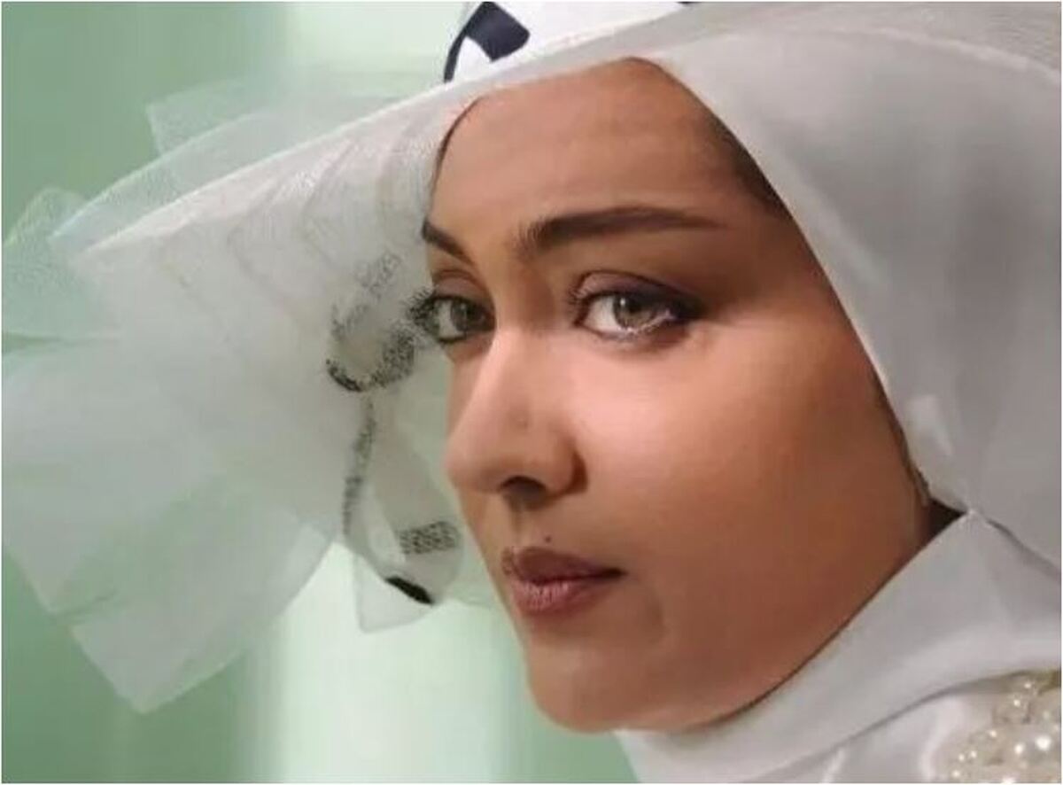 سورپرایز تولد ۴۵ سالگی نیکی کریمی در پشت صحنه «آذر» /پیر بشو نیست انگار!