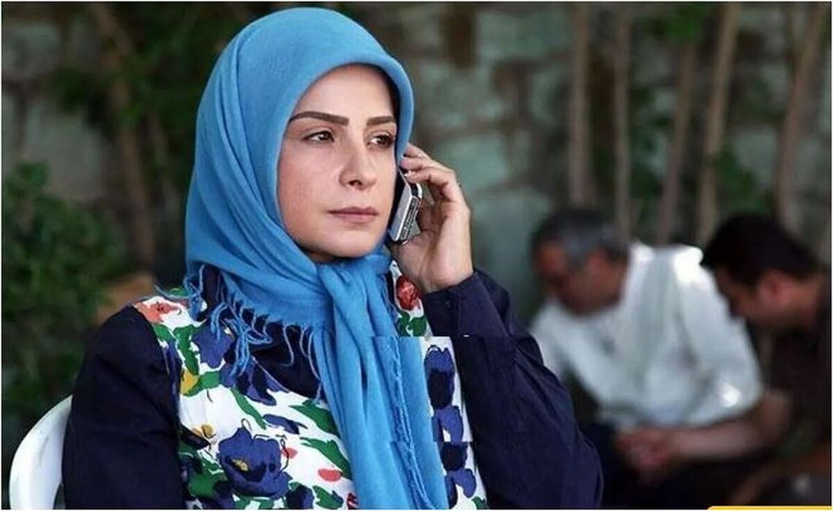 وقت گذرانی مادر و دختری سیما تیرانداز همراه مادر پایه اش در کنسرت جناب خواننده