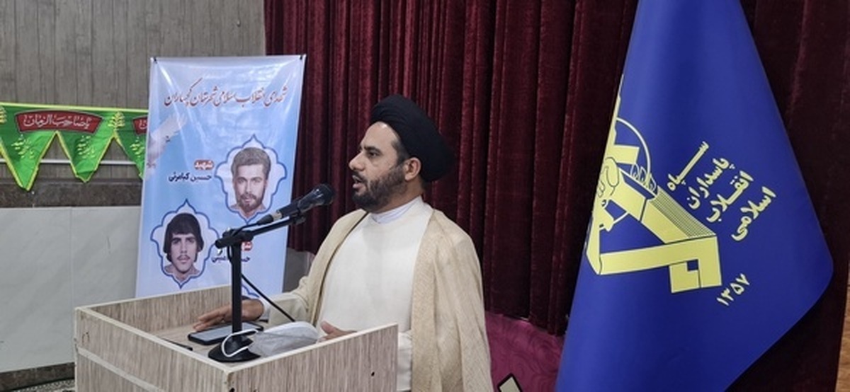 امروز هر کارمند نظام جمهوری اسلامی حکم یک پاسدار را دارد