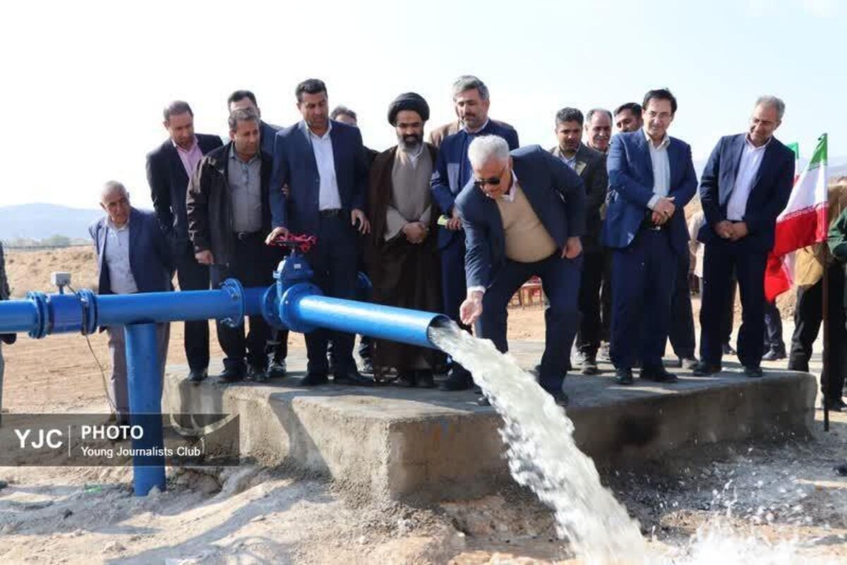یک طرح و یک پروژه آبرسانی در شهرستان کوار گشایش یافت