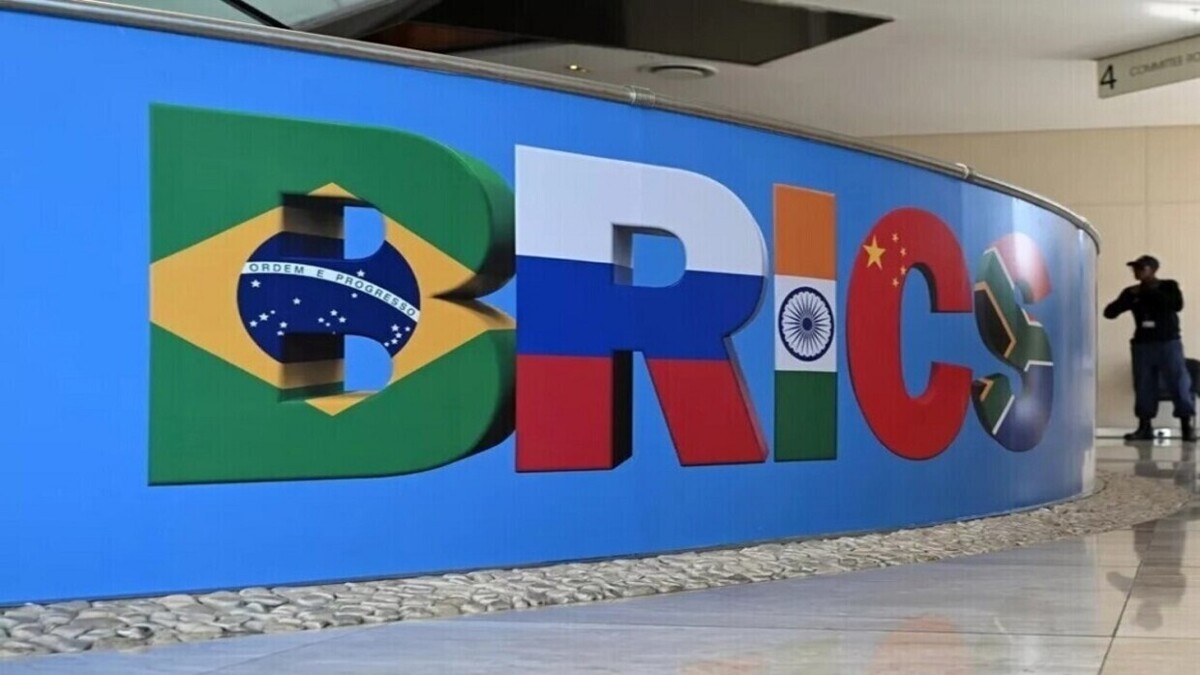 سفیر روسیه: روابط ما با مصر با اطمینان و موفقیت در حال توسعه است و پیوستن آن به بریکس به این گروه شتاب جدیدی بخشید