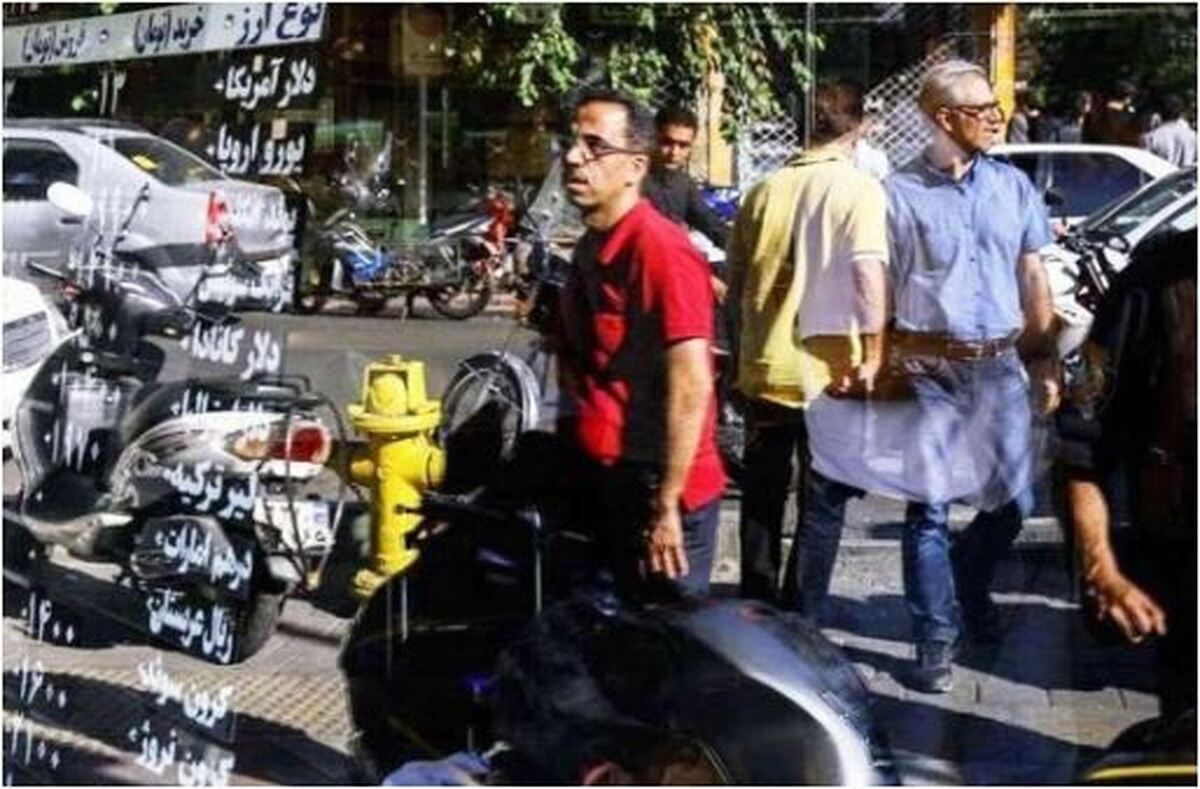 دلار نسبت به سال گذشته چقدر بازدهی داشته است؟