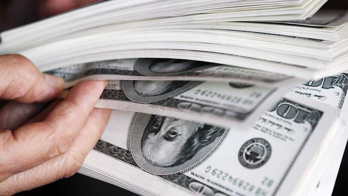 ترامپ بایدن را به کمک به اوکراین متهم کرد