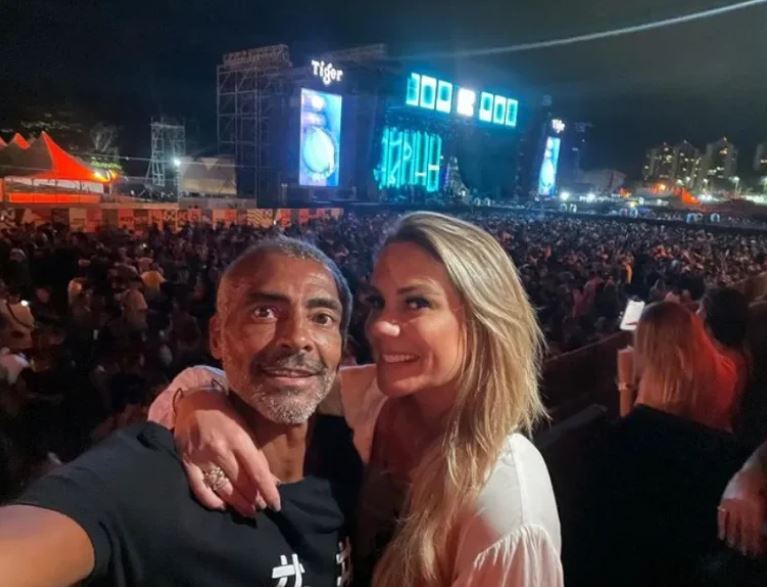 دنیای جنجالی روماریو؛ از روابط عاشقانه پرحاشیه تا آمار بحثبرانگیز گلها دنیای جنجالی روماریو؛ از روابط عاشقانه پرحاشیه تا آمار بحثبرانگیز گلها