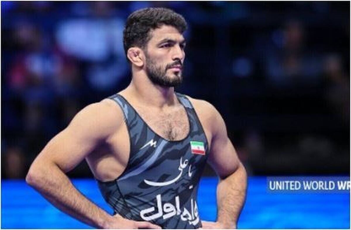 دونفره‌های حسن یزدانی و همسر چادری و کم سن وسالش در حرم امام رضا پر بازدید شد