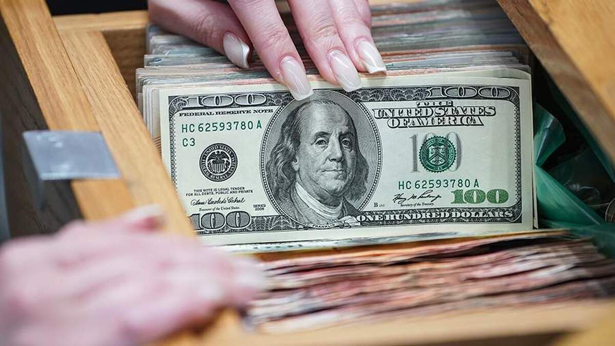 علی اف یک میلیون دلار برای کمک‌های بشردوستانه به اوکراین اختصاص داد