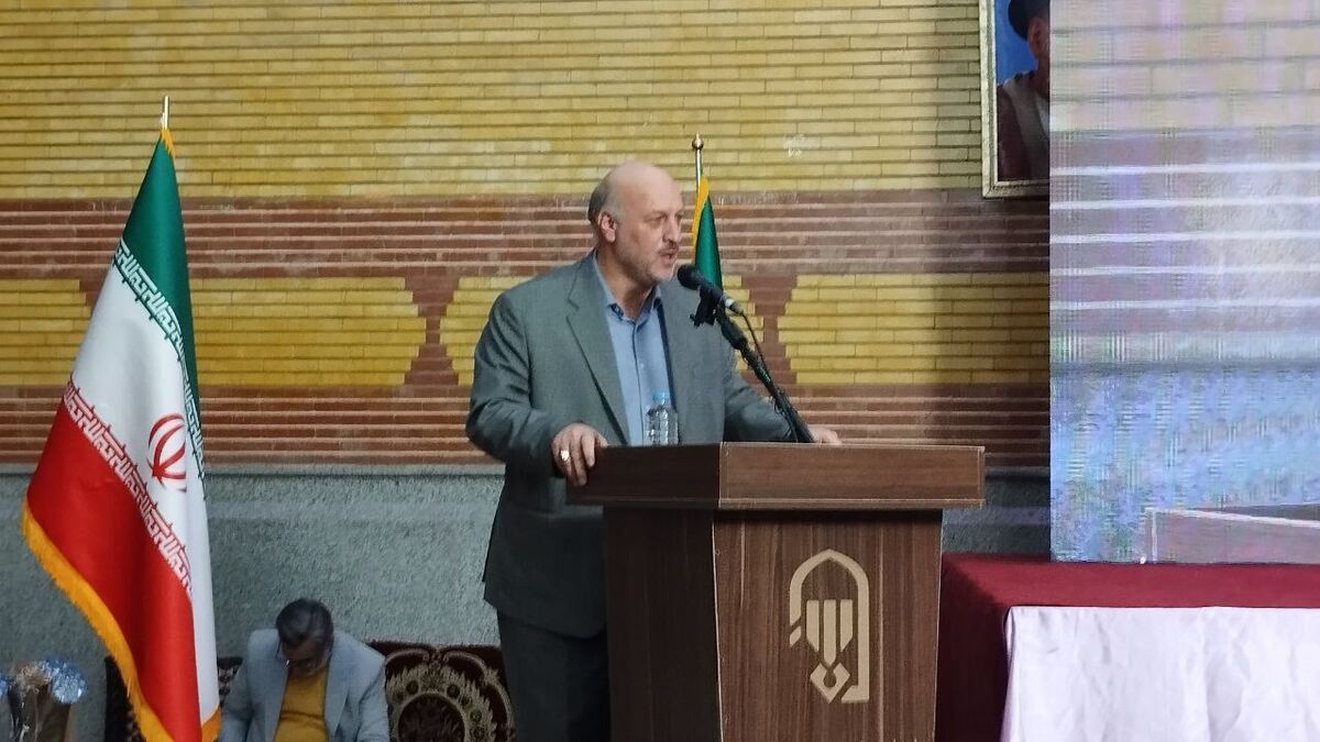 معاون استاندار تهران: در سایه وحدت وگوش به فرمان رهبری می‌توان برمشکلات غلبه کرد