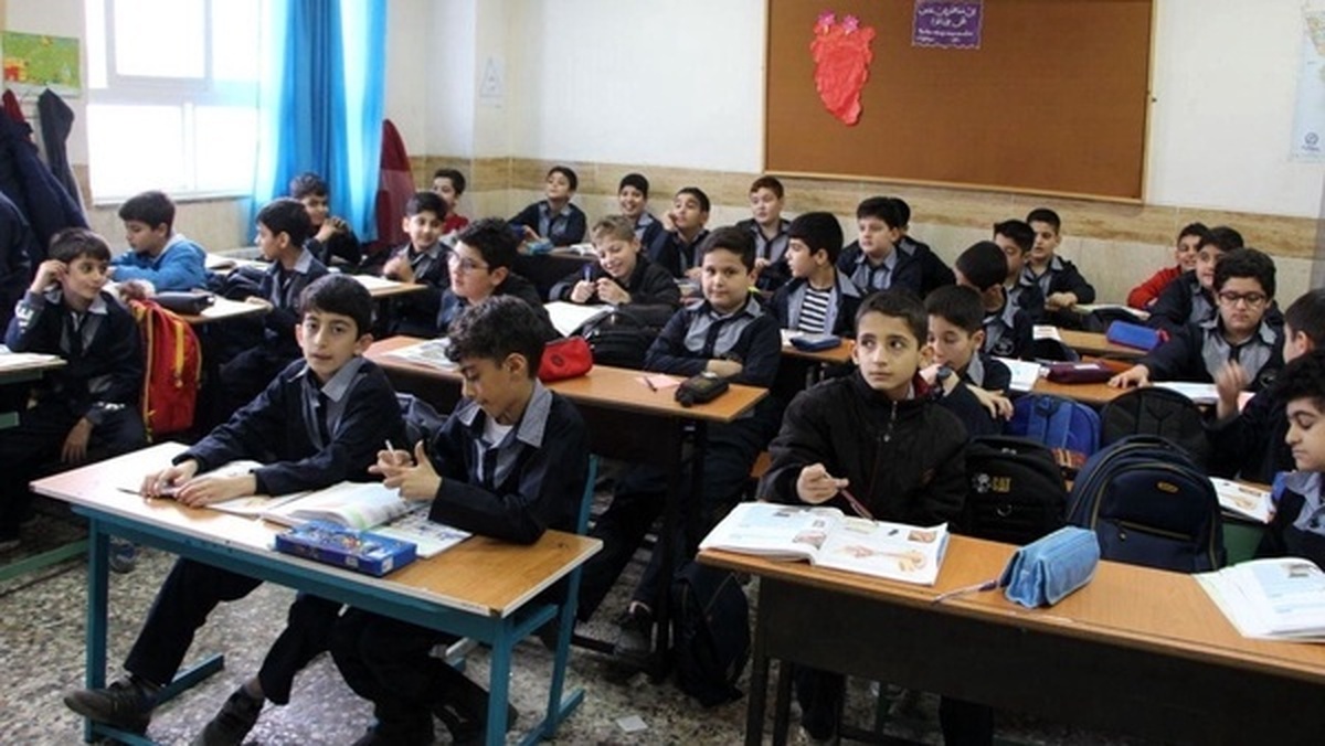 مدارس نوبت عصر استان ایلام تعطیل نیست