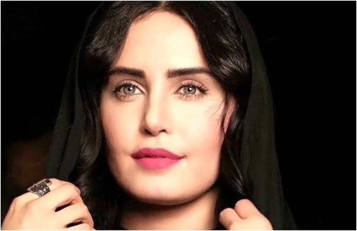 رونمایی الناز شاکردوست از استایل جدید و هزار رنگش با چشمان سرمه کشیده/تیپ جدیدش چطور است؟