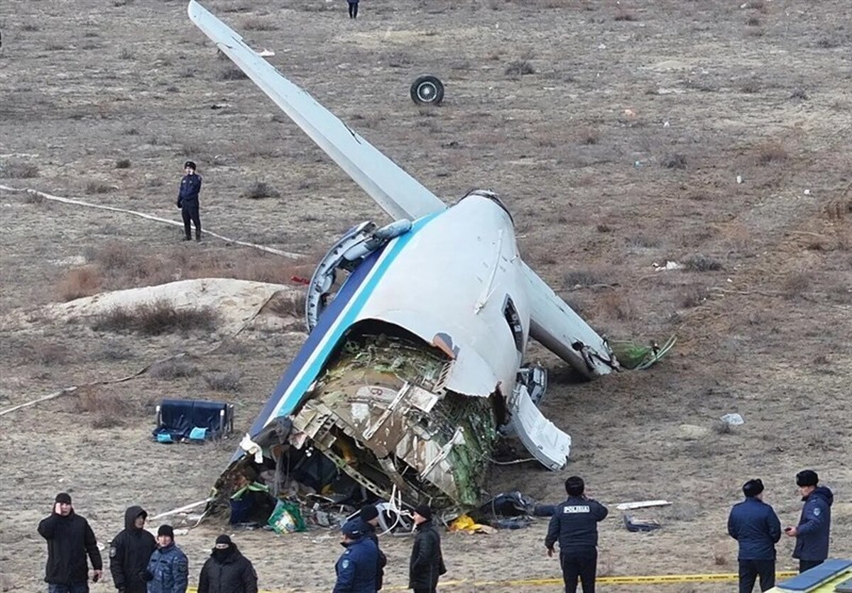 مسکو گزارش قزاقستان درباره سقوط هواپیمای آذربایجان را رد کرد